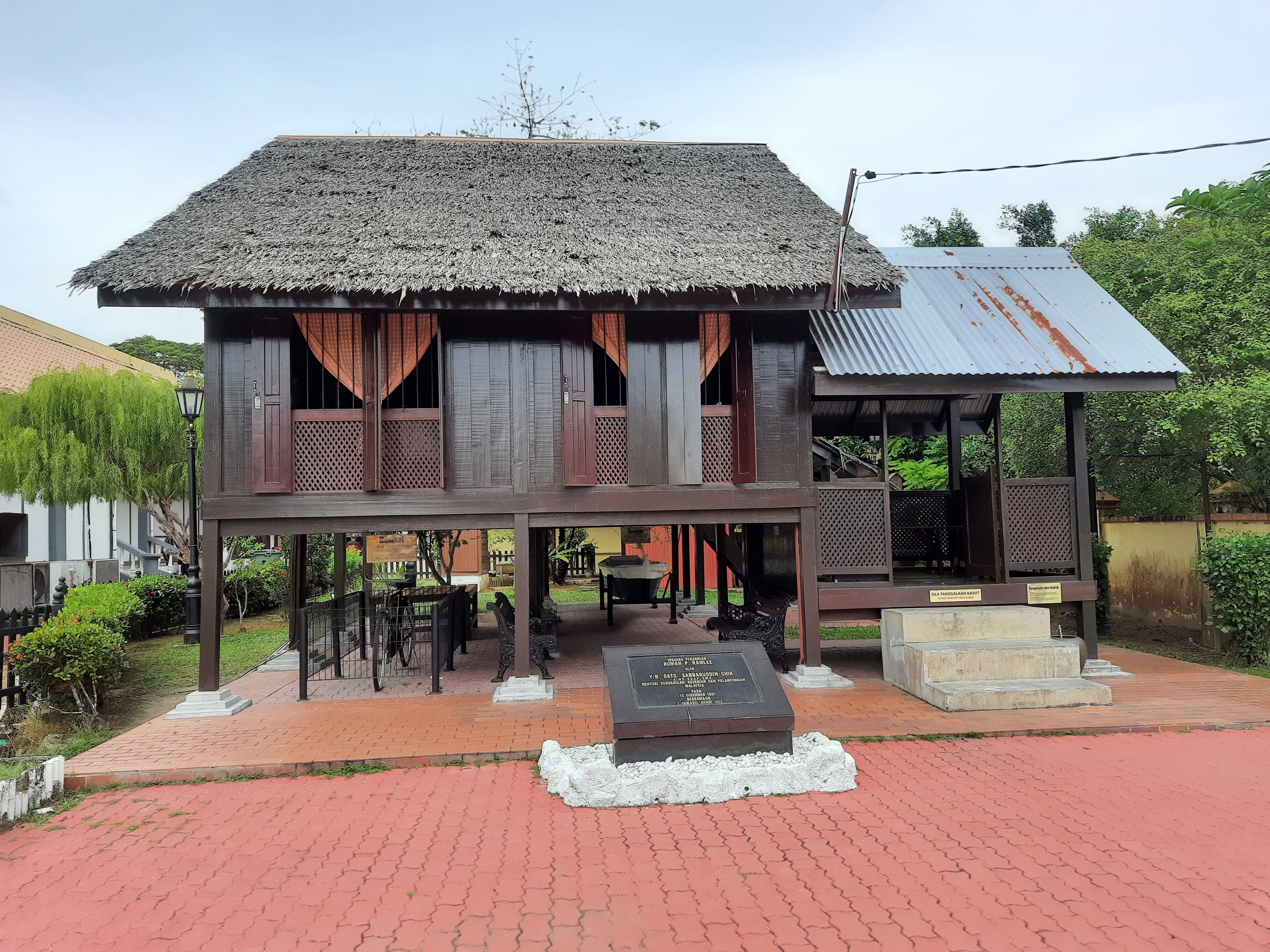 P. Ramlee's timber birthplace house in Penang, photographed by Firzazul in December 2021